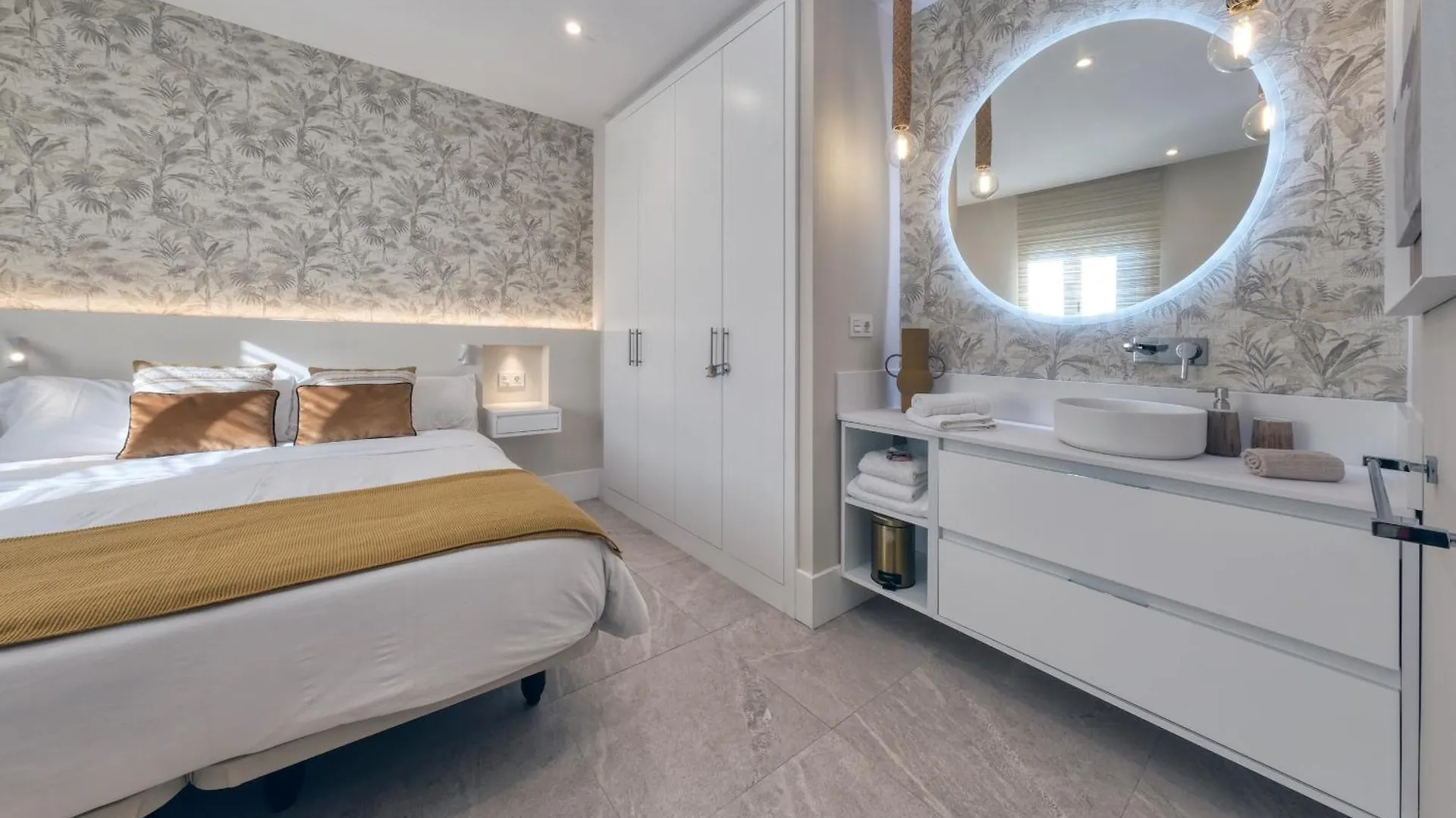 La Joya Suites- Near The Beach Puerto del Carmen  Spanien