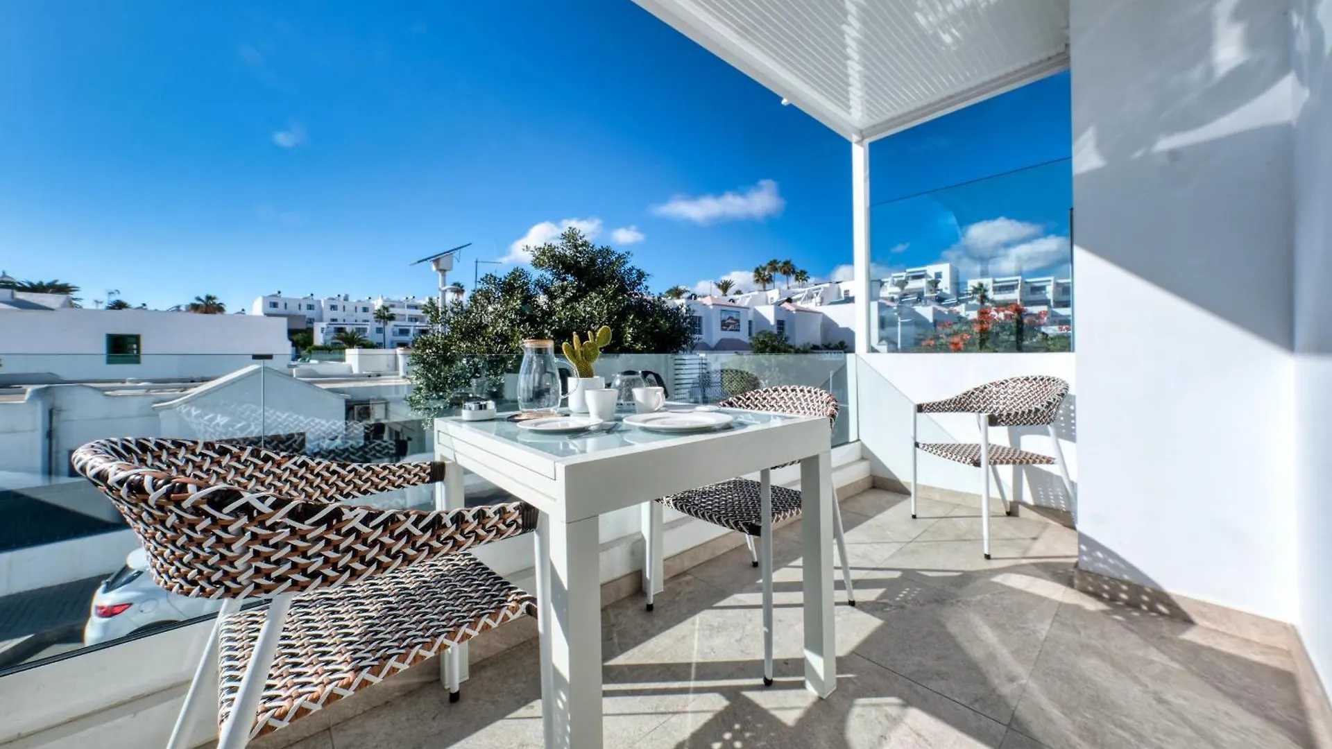 La Joya Suites- Near The Beach Puerto del Carmen  Ferienhaus